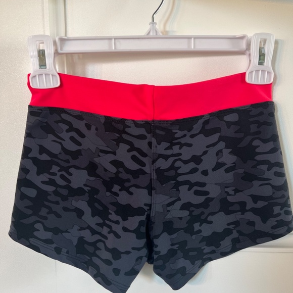 Bundle of 3 Jo+Jax Dance "Shorties" - size Adult XS (like child XL) - Picture 11 of 13